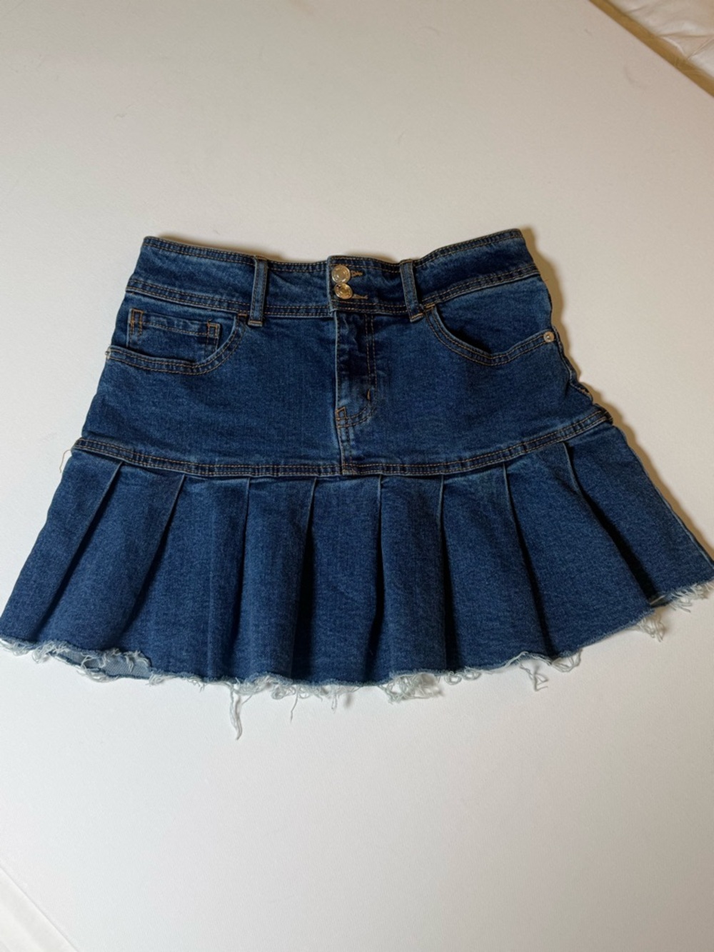 Wild Fable Denim Pleated Mini Skirt Size 6 Y2K Low Rise Blue Jean Skirt Sporty - Picture 9 of 9